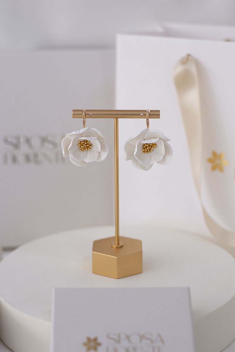 Cameliavirágos menyasszonyi fülbevaló virágos menyasszonyi fülbevaló